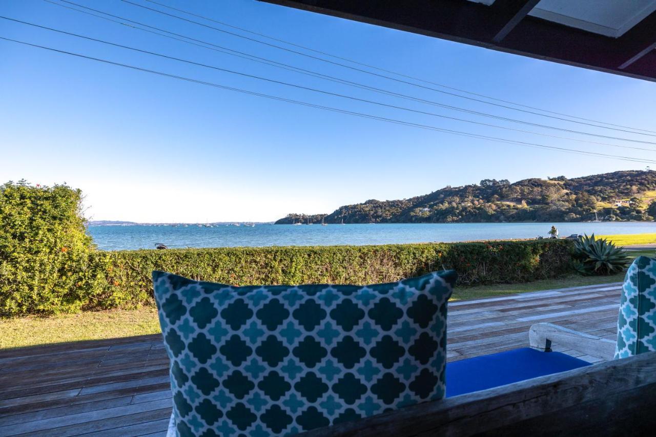 Driftwood Beach House With Spa Pool - Absolute Beachfront! Blackpool Luaran gambar